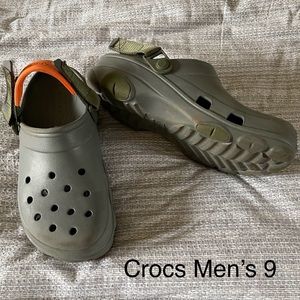 Men’s CROCS size 9